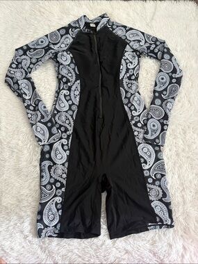 New Zando Black And White Printed Long Sleeve One Piece Rashguard Swimsuit